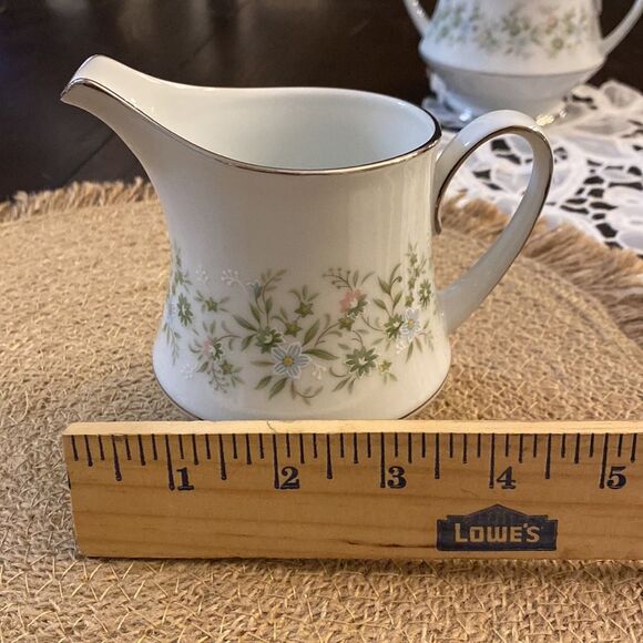 Noritake Savannah 2031 Creamer - Picture 4 of 4
